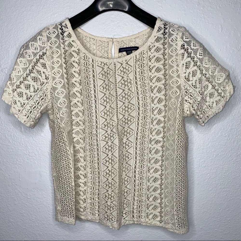 American Eagle Beige Cream Tan Knit Crop Short Sleeve Top M Blouse w Buttons